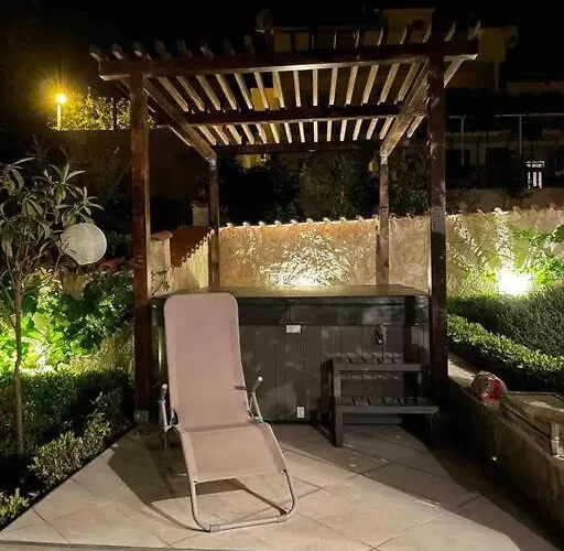 Mala - Pool - Jacuzzi - 5 Min. Zum * 特罗吉尔