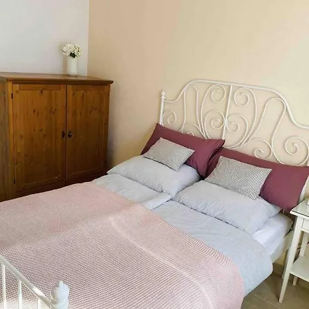 Mala - Pool - Jacuzzi - 5 Min. Zum *