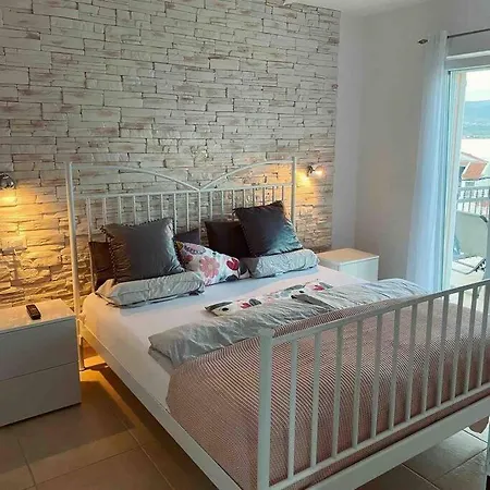 Villa Mala - Pool - Jacuzzi - 5 Min. Zum