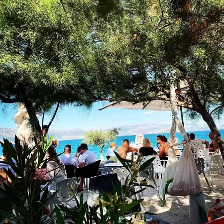 Villa Mala - Pool - Jacuzzi - 5 Min. Zum Trogir