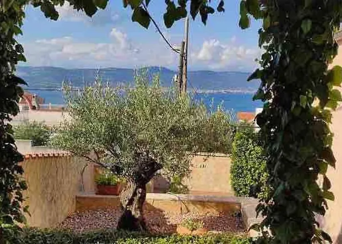 Mala - Pool - Jacuzzi - 5 Min. Zum Villa *