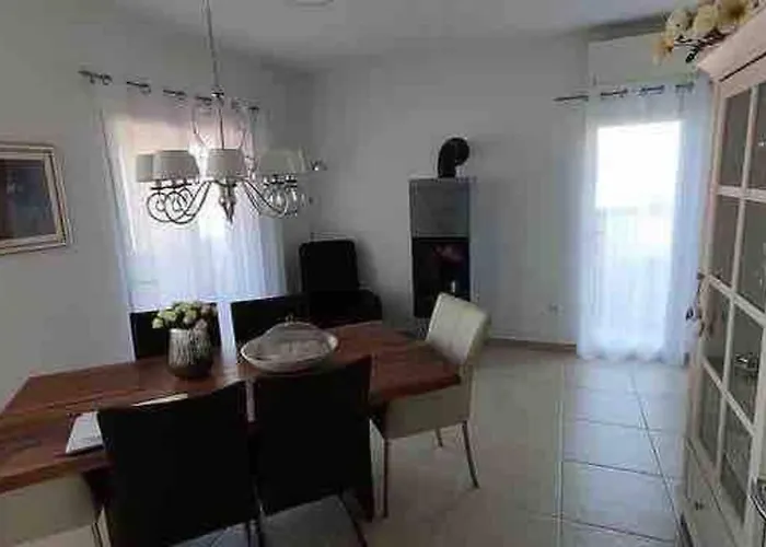 Villa Mala - Pool - Jacuzzi - 5 Min. Zum