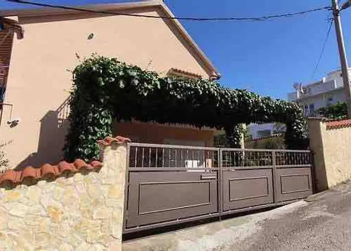 Mala - Pool - Jacuzzi - 5 Min. Zum Trogir