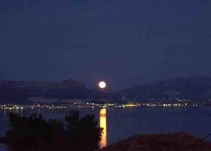 Villa Mala - Pool - Jacuzzi - 5 Min. Zum *