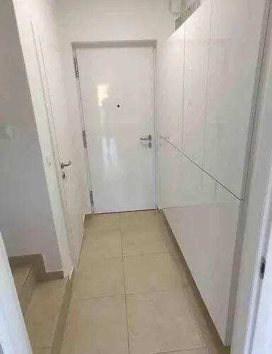 Mala - Pool - Jacuzzi - 5 Min. Zum Villa