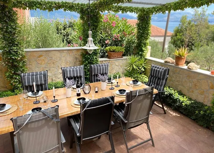 Villa Mala - Pool - Jacuzzi - 5 Min. Zum *